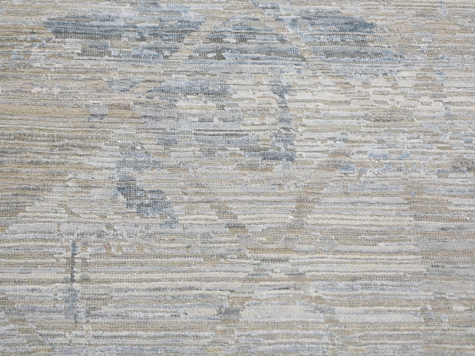 Modern / Contemporary hand-knotted wool/silk rug in Ivory, 12' x 15'1" — SKU O059262 (view 8)