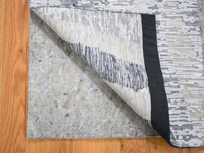 Modern / Contemporary hand-knotted wool/silk rug in Ivory, 2' x 3'1" — SKU O059278 (view 2)