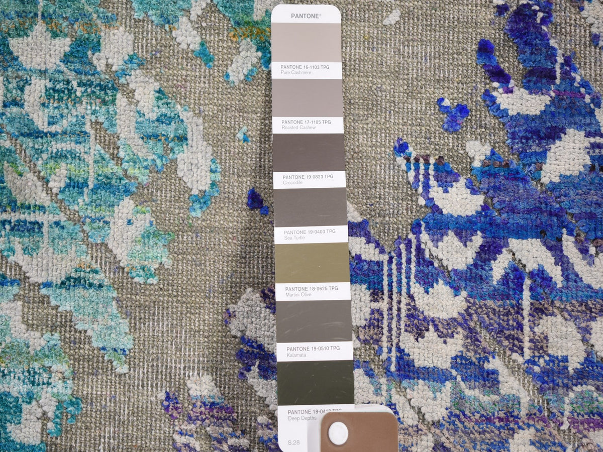 Modern / Contemporary hand-knotted wool/sari silk rug in Brown, 2' x 2' — SKU O059282 (view 3)