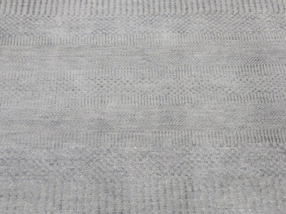 Grey 7'10" x 7'10" Modern / Contemporary Hand knotted Wool/Silk Rug - Sku: O059315