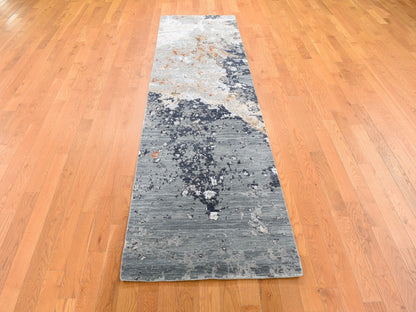 Grey 2'6" x 10'0" Modern / Contemporary Hand knotted Wool/Silk Rug - Sku: O059348