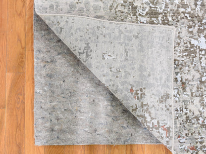Grey 2'6" x 12'1" Modern / Contemporary Hand knotted Wool/Silk Rug - Sku: O059349