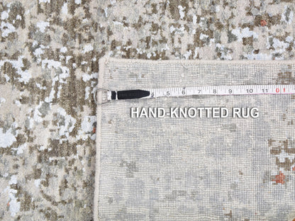 Grey 2'6" x 12'1" Modern / Contemporary Hand knotted Wool/Silk Rug - Sku: O059349