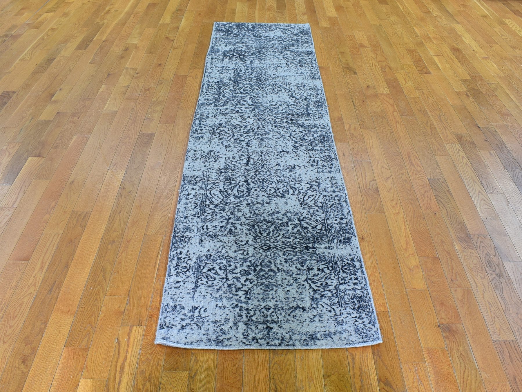 Gray 2'5" x 10'1" Transitional Handloom Wool/Silk Rug - Sku: O059360