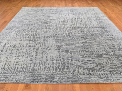 Transitional hand-knotted wool/silk rug in Gray & Not Borde, 9' x 12'1" — SKU O059369 (view 2)