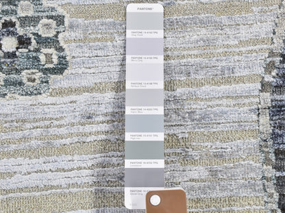 Khotan Wool / Silk hand-knotted wool/silk rug in Gray, 8'10" x 12'1" — SKU O059370 (view 7)