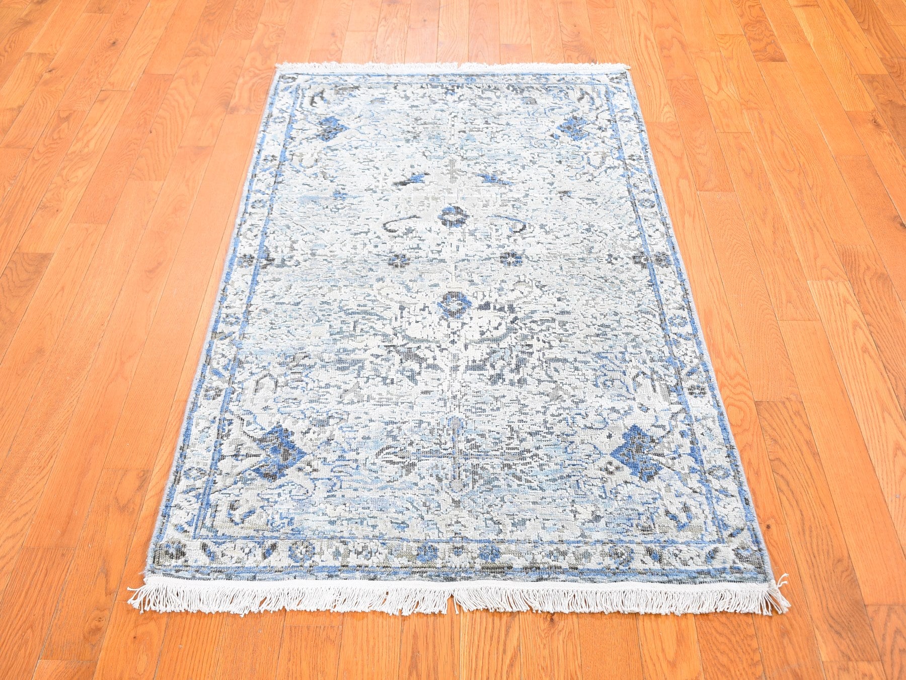 Oushak Transitional hand-knotted wool/silk rug in Blue, 3' x 5' — SKU O059505 (view 2)