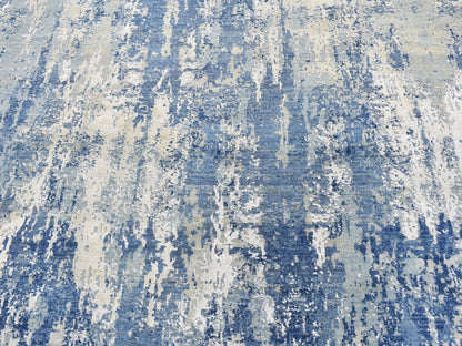 Modern / Contemporary hand-knotted wool rug in Blue, 8'1" x 10'1" — SKU O059521 (view 4)