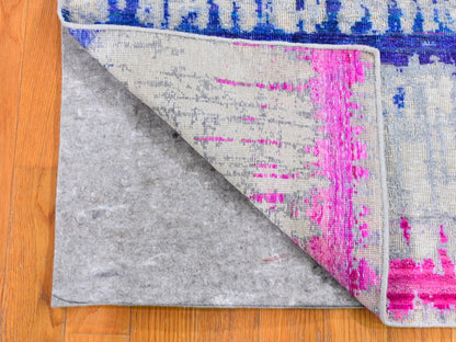 Grey 2'0" x 3'0" Modern / Contemporary Hand knotted Wool/Silk Rug - Sku: O059545