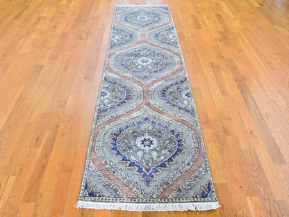 Grey 2'6" x 10'0" Transitional Hand knotted Wool/Silk Rug - Sku: O059570