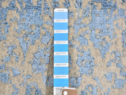 Transitional hand-knotted wool/silk runner in Blue, 2'5" x 6'1" — SKU O059618 (view 3)