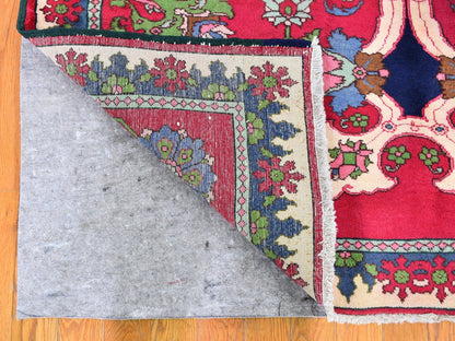 Red 4'10" x 7'2" Persian Hand knotted Wool Rug - Sku: O059643