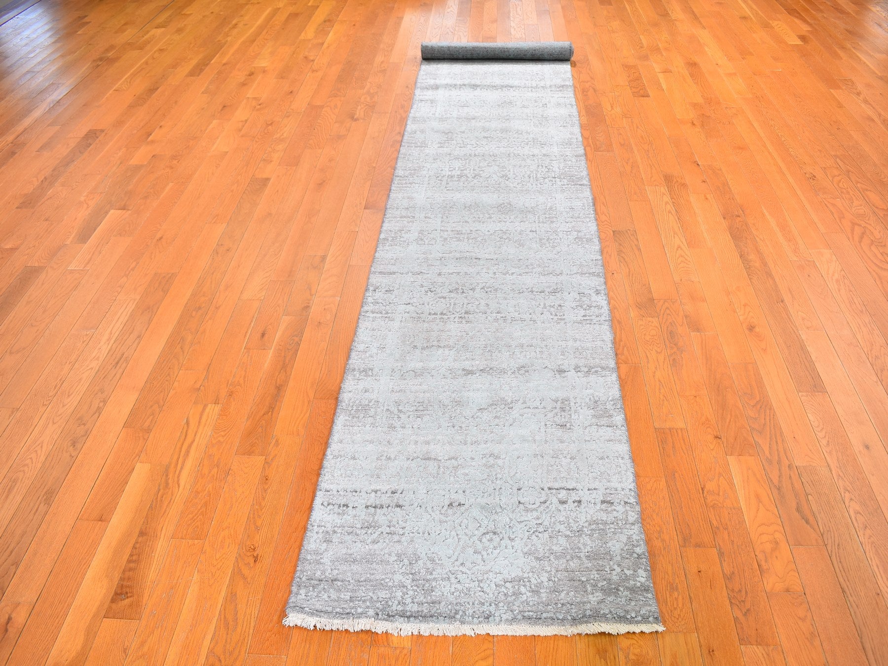 Transitional hand-knotted wool/silk runner in Green, 2'7" x 14' — SKU O059705 (view 2)