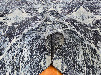 Black 8'8" x 12'1" Modern and Contemporary Hand knotted Silk Rug - Sku: O059722