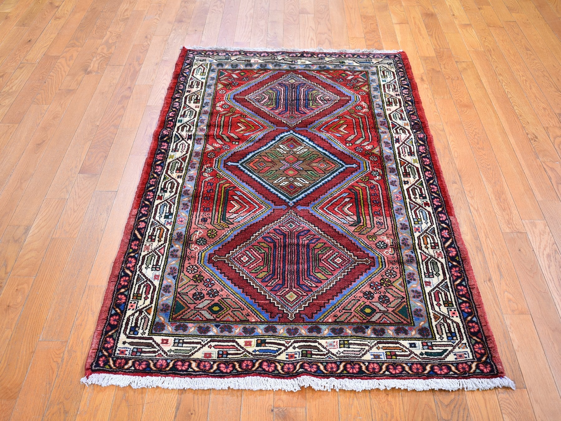 Malayer Persian hand-knotted wool rug in Red & Ivory, 3'8" x 6'5" — SKU O059851 (view 2)