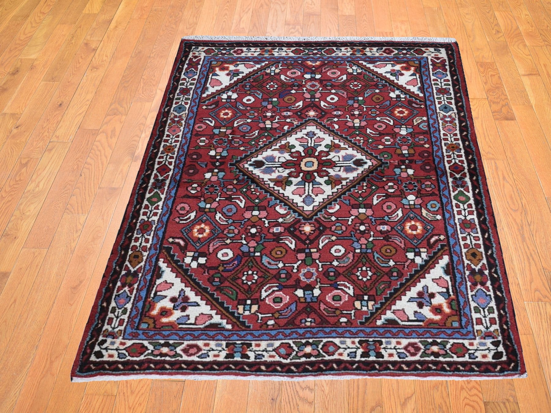 Hamadan Persian hand-knotted wool rug in Red & Ivory, 3'7" x 5'1" — SKU O059880 (view 2)