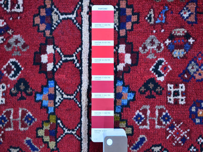 Red 3'5" x 5'4" Persian Hand knotted Wool Rug - Sku: O059888