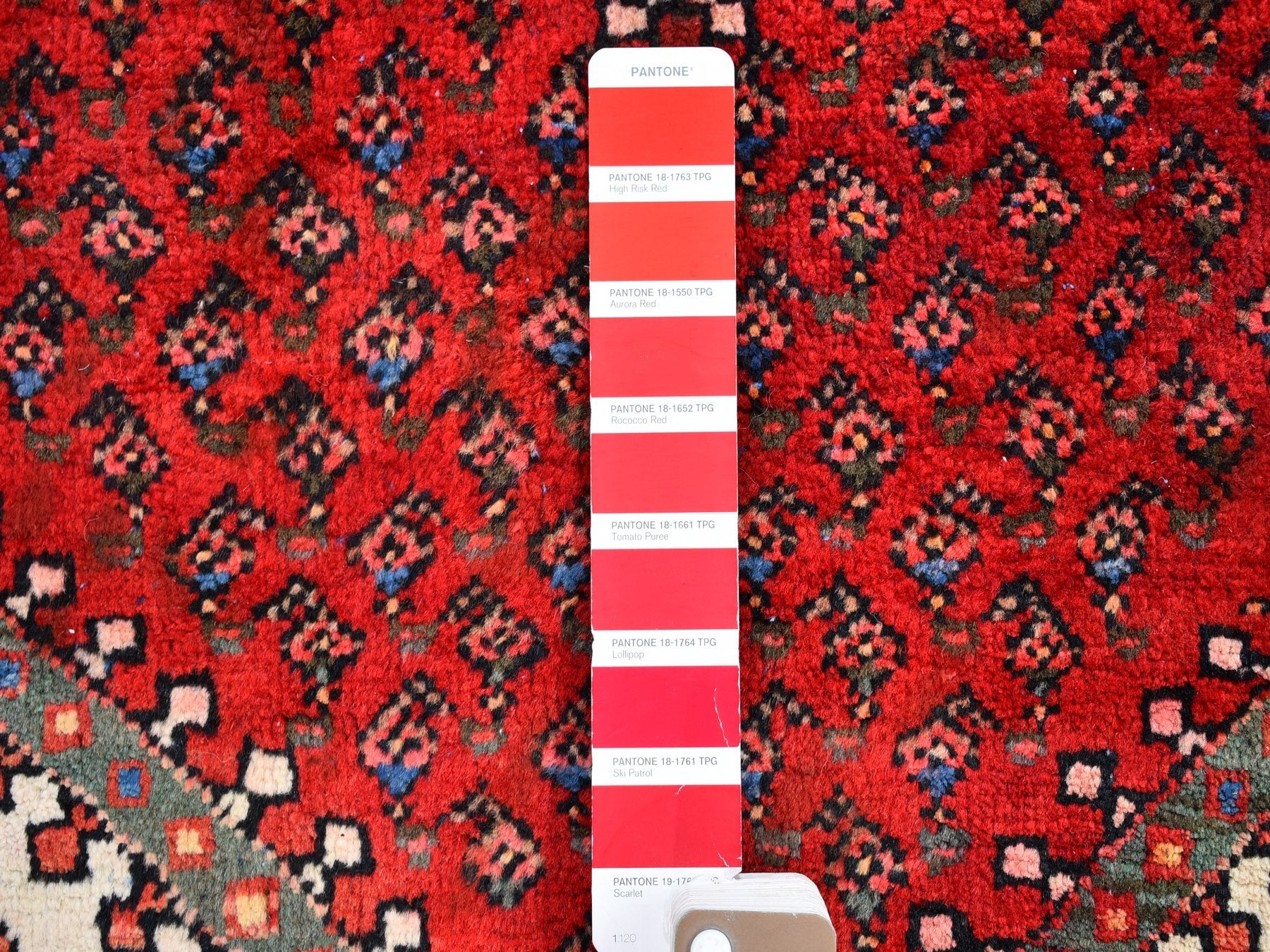 Sarouk Persian hand-knotted wool rug in Red & Ivory, 3'7" x 5' — SKU O059904 (view 2)