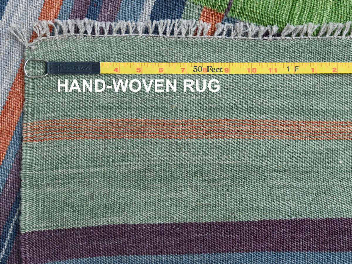 Kilim Flat-Weave hand-knotted wool rug in Green, 9'3" x 12'1" — SKU O060091 (view 6)