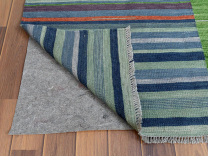 Kilim Flat-Weave hand-knotted wool rug in Green, 8'3" x 10'1" — SKU O060093 (view 2)