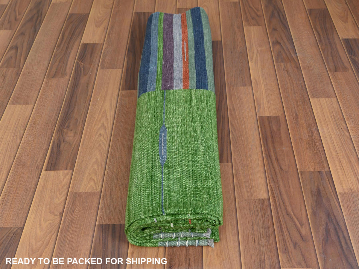 Kilim Flat-Weave hand-knotted wool rug in Green, 6'2" x 9'2" — SKU O060095 (view 5)