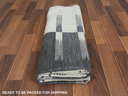 Grey 6'5" x 9'0" Flatweave / Kilim Hand woven Wool Rug - Sku: O060123