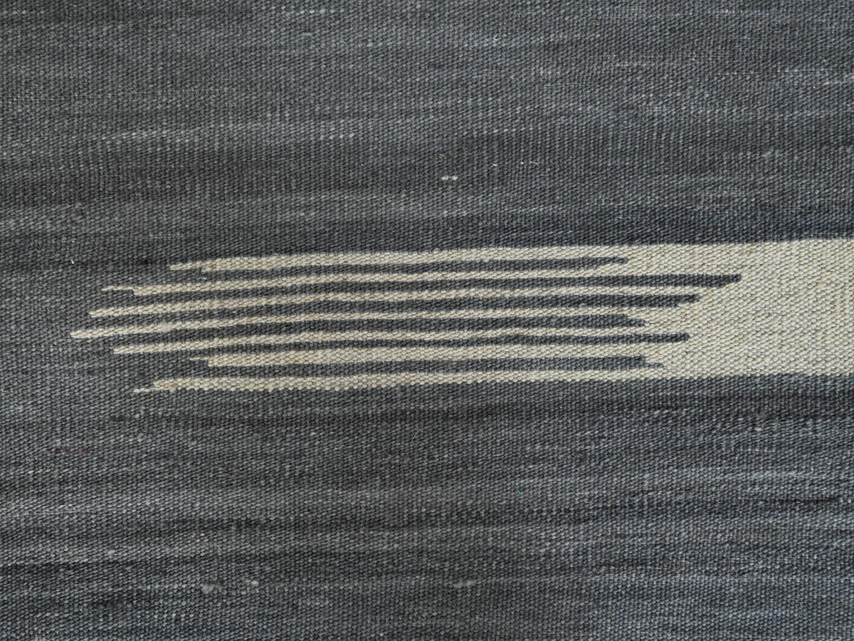 Kilim Flat-Weave hand-knotted wool rug in Gray, 12'5" x 14'10" — SKU O060124 (view 2)