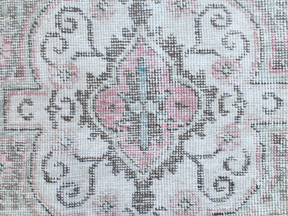 Red 6'4" x 9'6" Vintage Hand knotted Wool Rug - Sku: O060187