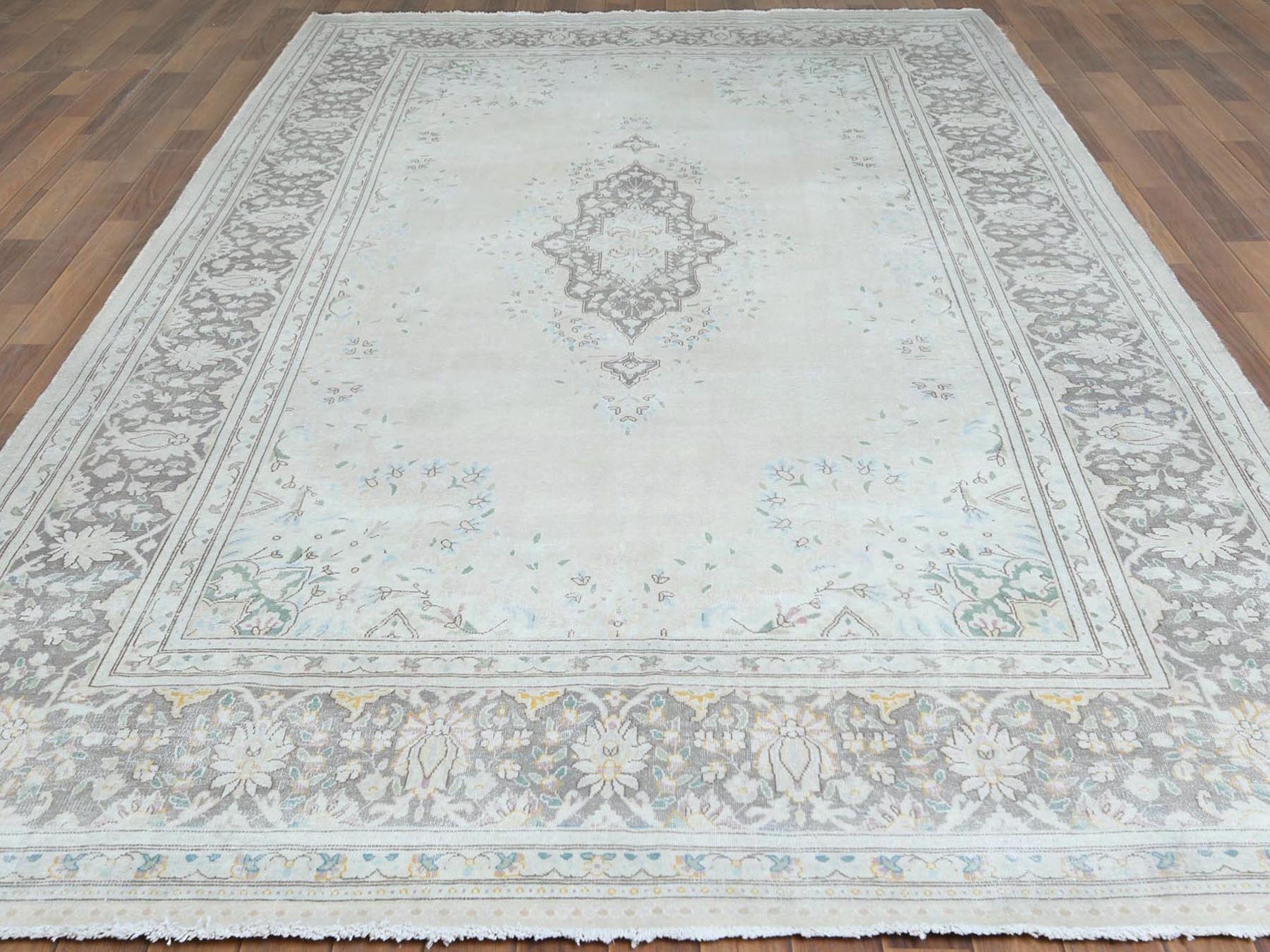 Kerman Vintage hand-knotted worn wool rug in Gray, 6'9" x 10'10" — SKU O061338 (view 2)