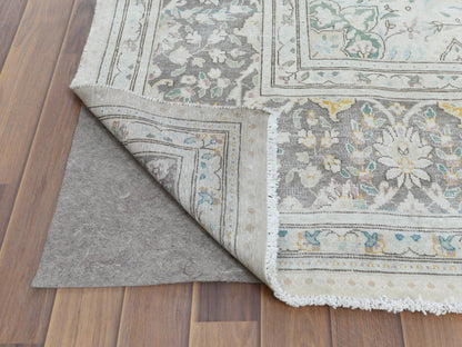 Grey 6'9" x 10'10" Vintage Hand knotted Wool Rug - Sku: O061338