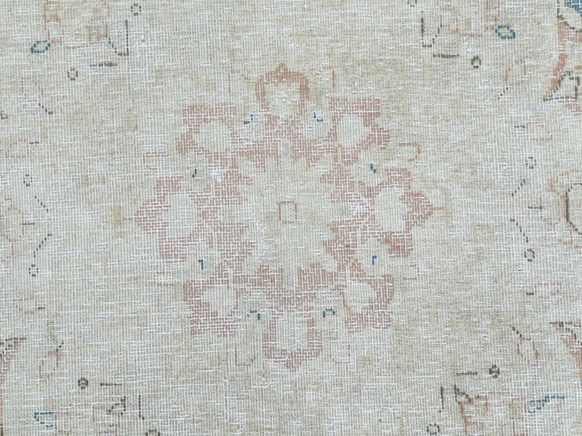 Kerman Vintage hand-knotted worn wool rug in Brown & Blue, 9'8" x 12'7" — SKU O061404 (view 8)