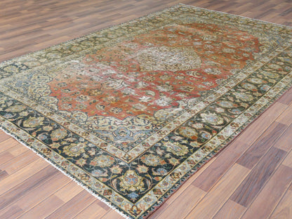 Kashan Vintage hand-knotted worn wool rug in Brown & Green, 6'10" x 10'6" — SKU O061630 (view 4)
