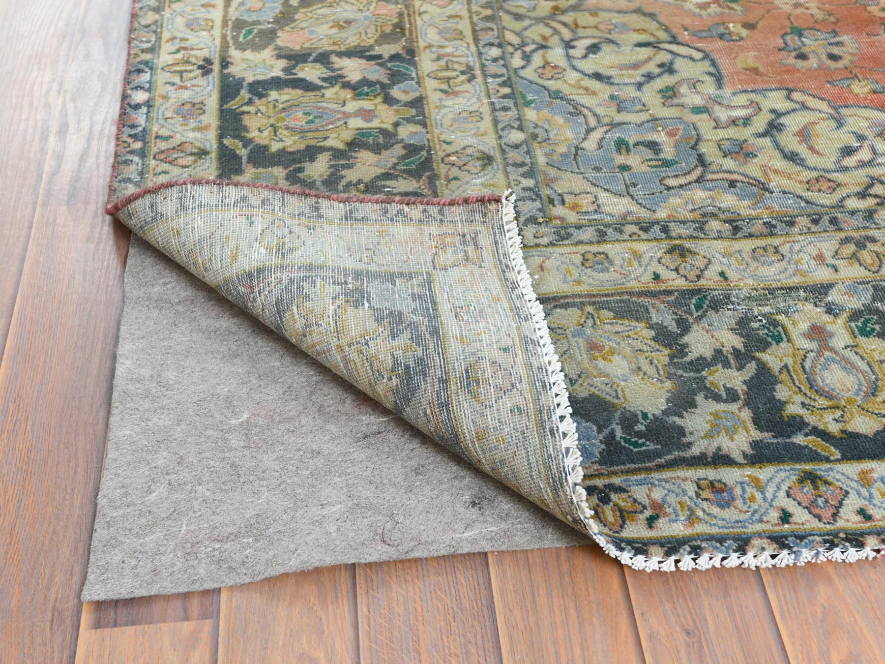 Kashan Vintage hand-knotted worn wool rug in Brown & Green, 6'10" x 10'6" — SKU O061630 (view 5)