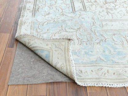 Kerman Vintage hand-knotted worn wool rug in Ivory & Blue, 9'1" x 13'4" — SKU O061712 (view 4)