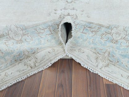 Ivory 9'1" x 13'4" Vintage Hand knotted Wool Rug - Sku: O061712