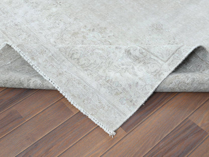 Kerman Vintage hand-knotted worn wool rug in Beige, 7'6" x 12'10" — SKU O061724 (view 6)