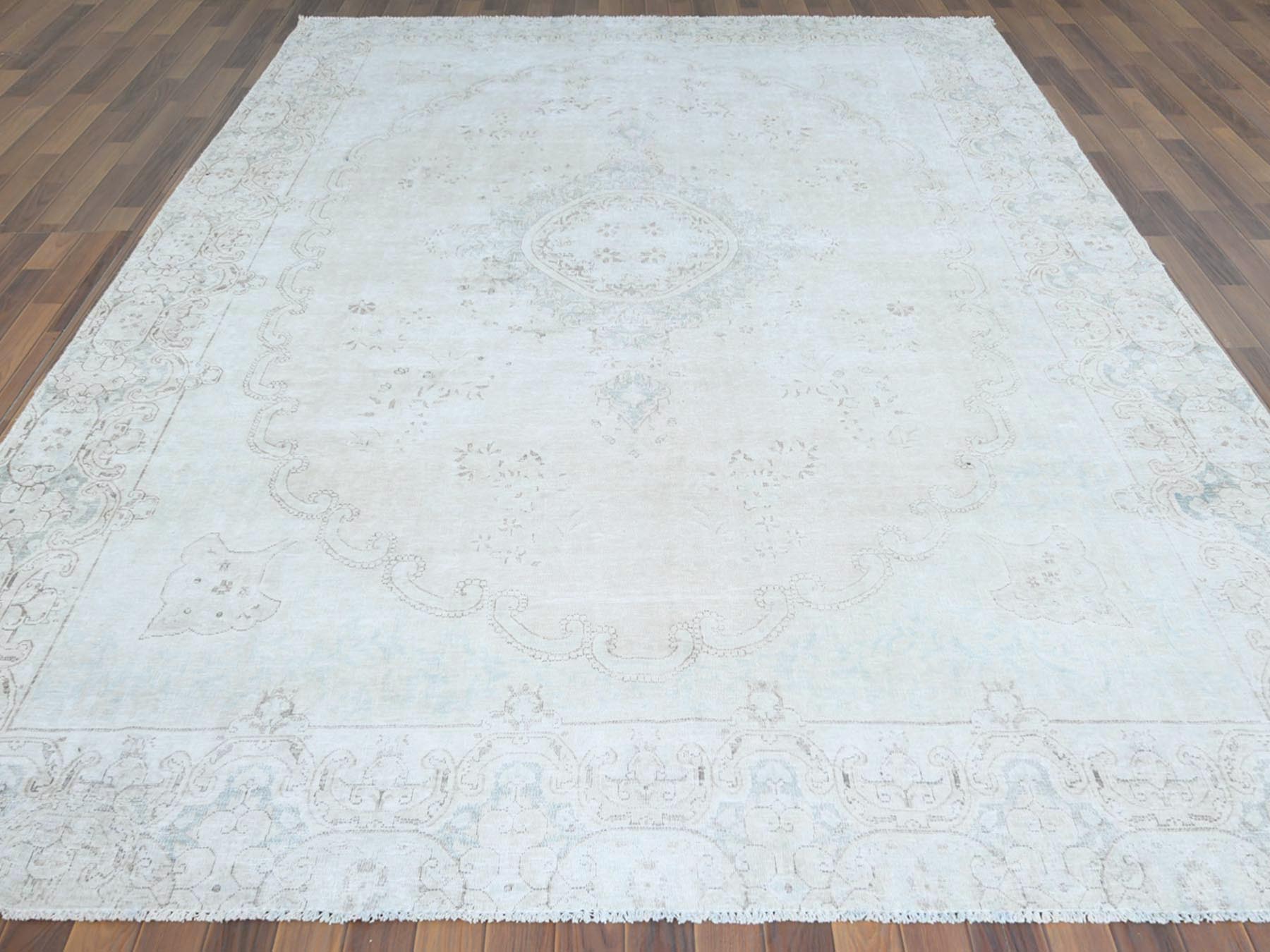 Kerman Vintage hand-knotted worn wool rug in Ivory, 8'8" x 12' — SKU O061734 (view 2)