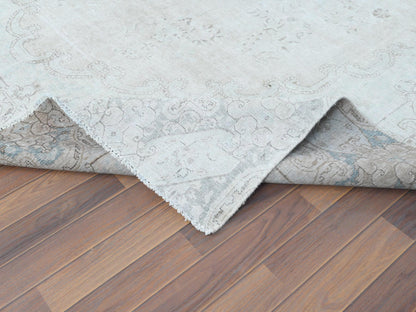 Ivory 8'8" x 12'0" Vintage Hand knotted Wool Rug - Sku: O061734