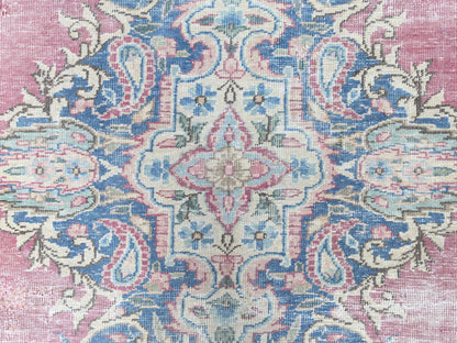 Pink 6'7" x 8'7" Vintage Hand knotted Wool Rug - Sku: O061744