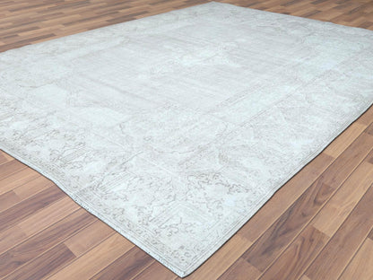 Ivory 9'6" x 12'5" Vintage Hand knotted Wool Rug - Sku: O061793