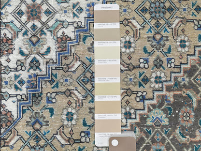 Tabriz Vintage hand-knotted worn wool rug in Ivory & Brown, 7'1" x 9'9" — SKU O061989 (view 7)