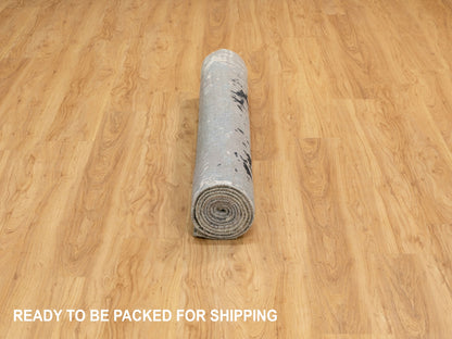 Grey 4'1" x 10'0" Modern / Contemporary Hand knotted Wool/Silk Rug - Sku: O062025