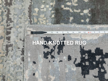 Grey 4'1" x 10'0" Modern / Contemporary Hand knotted Wool/Silk Rug - Sku: O062025