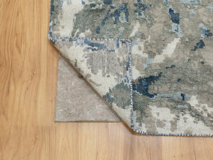 Modern / Contemporary hand-knotted wool/silk rug in Blue, 3'1" x 5' — SKU O062028 (view 3)