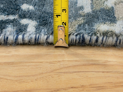 Modern / Contemporary hand-knotted wool/silk rug in Blue, 3'1" x 5' — SKU O062028 (view 7)