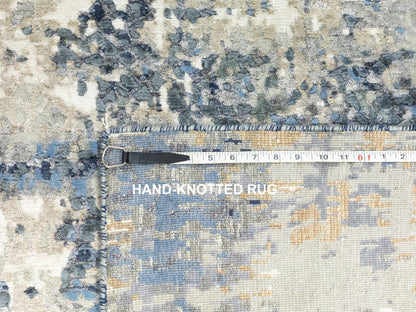 Grey 4'0" x 11'9" Modern / Contemporary Hand knotted Wool/Silk Rug - Sku: O062037