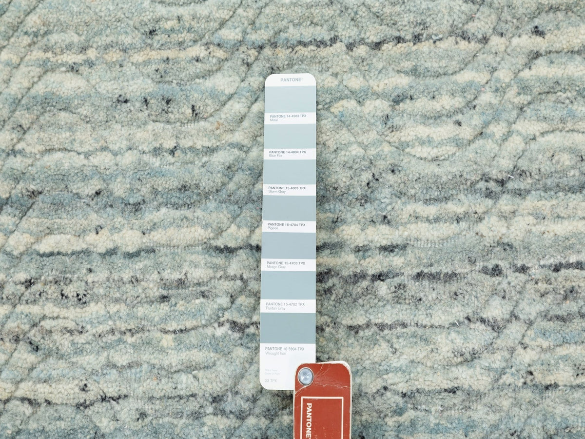 Modern / Contemporary hand-knotted wool rug in Green, 9'10" x 10' — SKU O062062 (view 8)