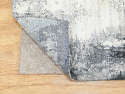 Modern / Contemporary hand-knotted wool/silk runner in Ivory, 2'5" x 8' — SKU O062070 (view 3)