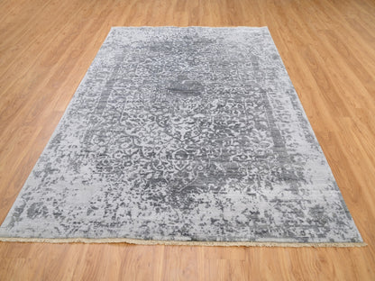 Grey 6'1" x 9'2" Transitional Hand knotted Wool/Silk Rug - Sku: O062094