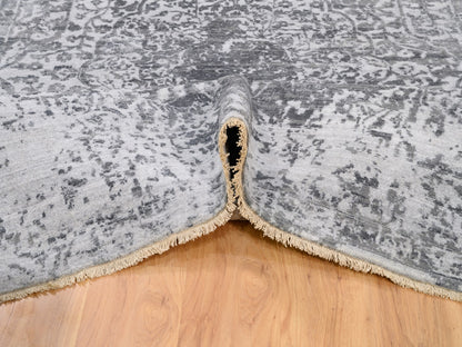 Grey 6'1" x 9'2" Transitional Hand knotted Wool/Silk Rug - Sku: O062094